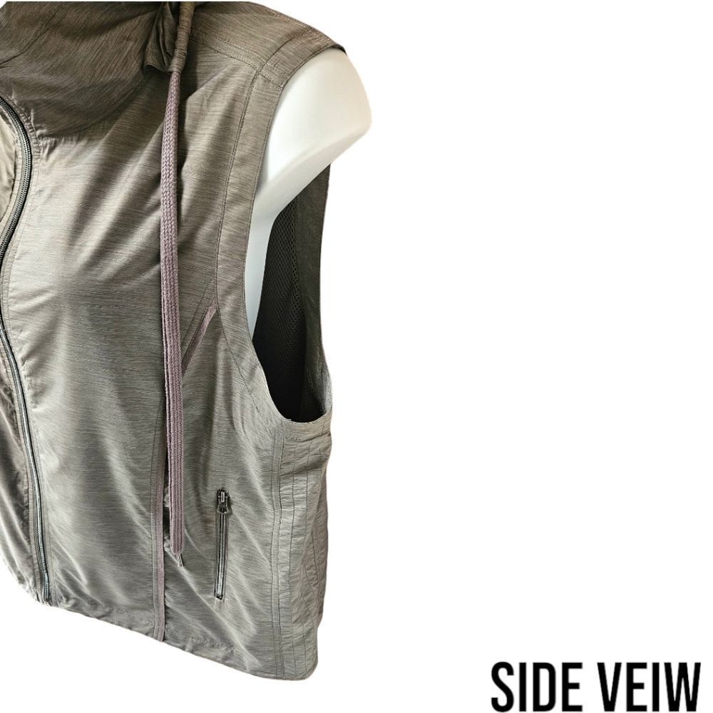 CATO Plus Size Gray Sleeveless Hooded Zip- Up Vest Size 22/24 3X - Picture 4 of 15